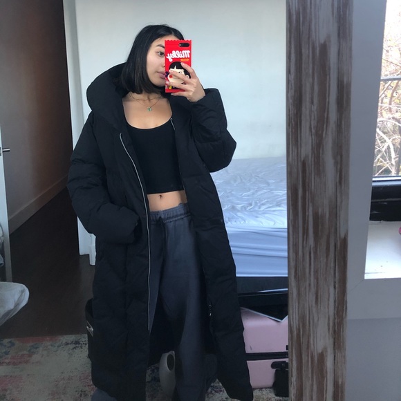 aritzia duvet coat